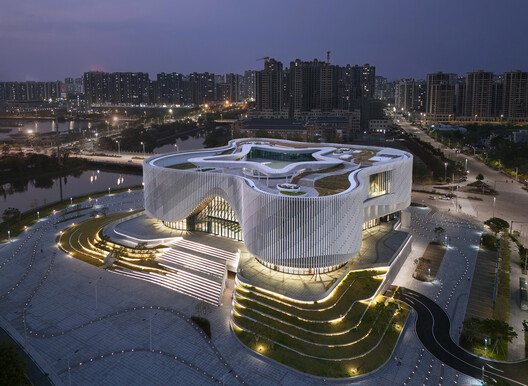 Yangjiang Cultural Center / Architectural Design & Research Institute of SCUT + Yifang Design Group - Exterior Photography, Concrete