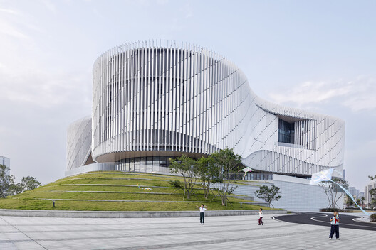 Yangjiang Cultural Center / Architectural Design & Research Institute of SCUT + Yifang Design Group - Exterior Photography