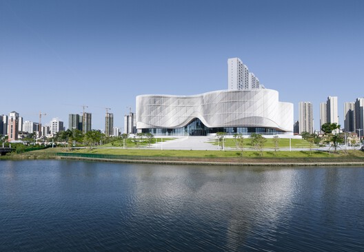 Yangjiang Cultural Center / Architectural Design & Research Institute of SCUT + Yifang Design Group - Exterior Photography