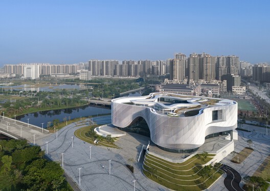 Yangjiang Cultural Center / Architectural Design & Research Institute of SCUT + Yifang Design Group - Image 26 of 35