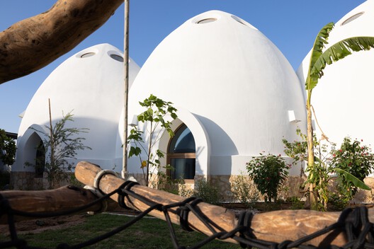 Al Fanar School / EMKAAN - Exterior Photography