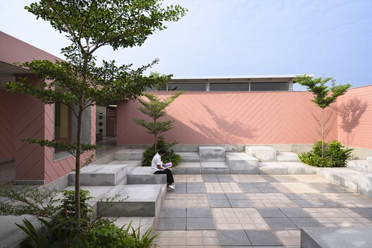 Avinya Inaugural Campus / Spacefiction studio - Image 25 of 36