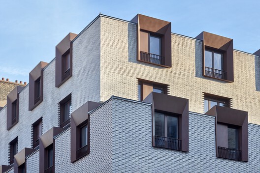 Un Toit - Parisian Residence / Atelier du Pont - Exterior Photography