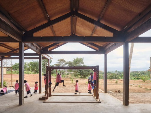A Natural Childhood: How Architecture Connects Landscape, Culture, and Play - Image 23 of 26