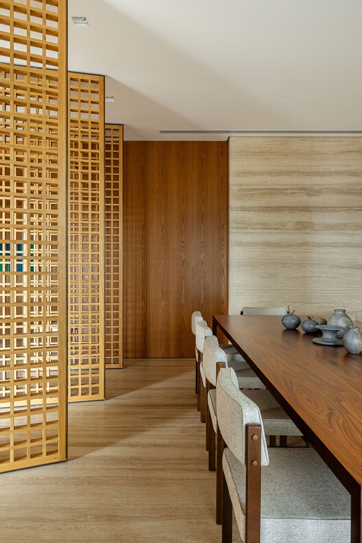 AEG/Studio Apartment MEMM - óptica interior, madera, sillas