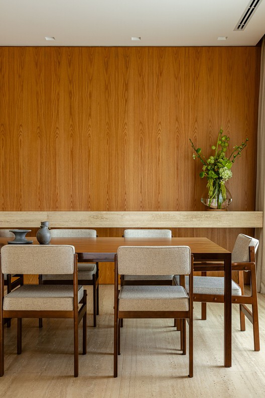 AEG/Studio MEMM Apartment - óptica interior, comedor, madera, mesa, sillas