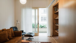 Apartamento edificio Cenicienta / QWE Studio