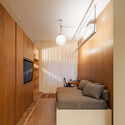 Apartment Cinderella Building / QWE Studio - Fotografía interior, madera, iluminación, dormitorio, cama