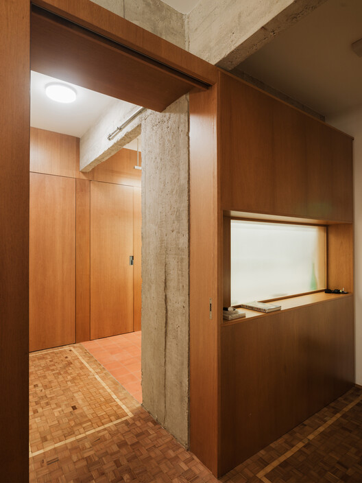 Apartamento edificio Cenicienta / QWE Studio - Imagen 17 de 30