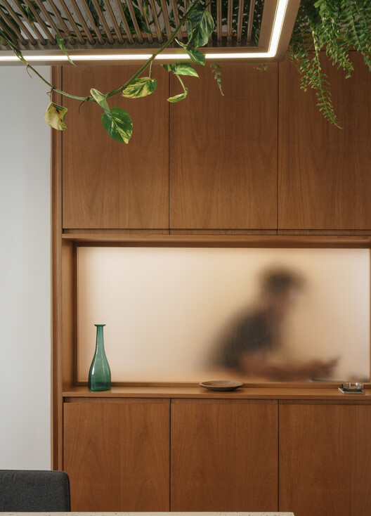 Apartamento edificio Cenicienta / QWE Studio - Fotografía interior, Madera