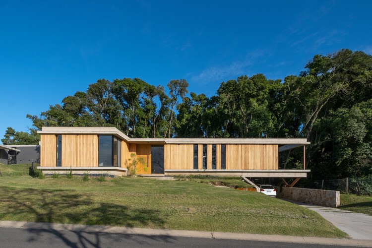 Casa F/Florencia Cheli - Fotografía exterior, madera