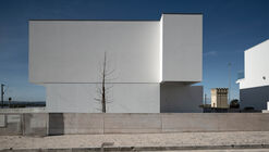 Uma Casa Pátio / NPS Arquitectos