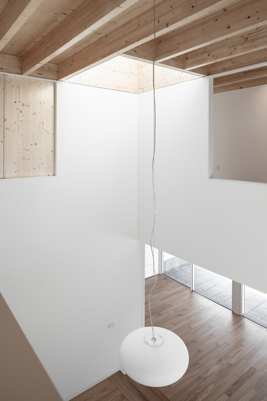 Uma Casa Pátio / NPS Arquitectos - Fotografia de Interiores, Madeira