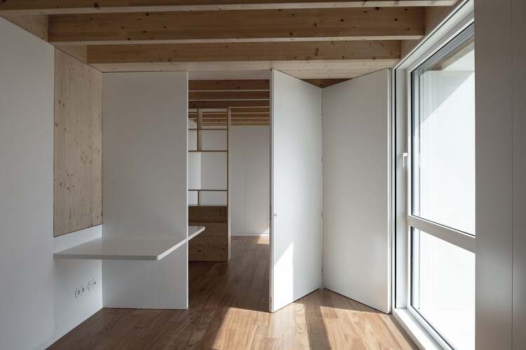 Uma Casa Pátio / NPS Arquitectos - Imagem 3 de 31