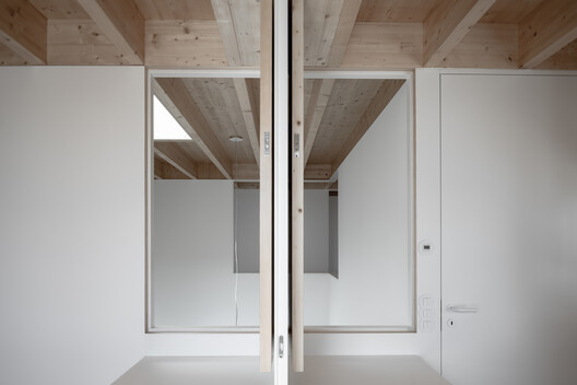 Uma Casa Pátio / NPS Arquitectos - Fotografia de Interiores, Madeira