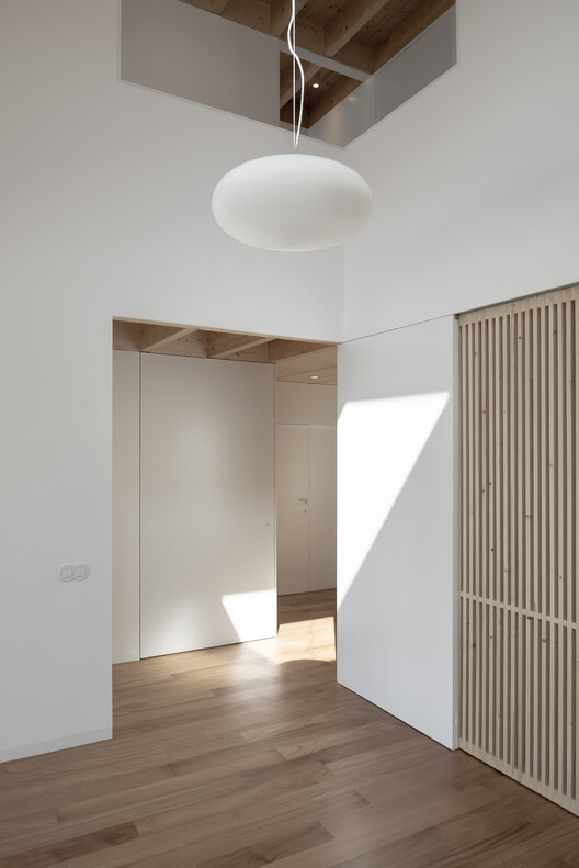 Uma Casa Pátio / NPS Arquitectos - Fotografia de Interiores, Madeira