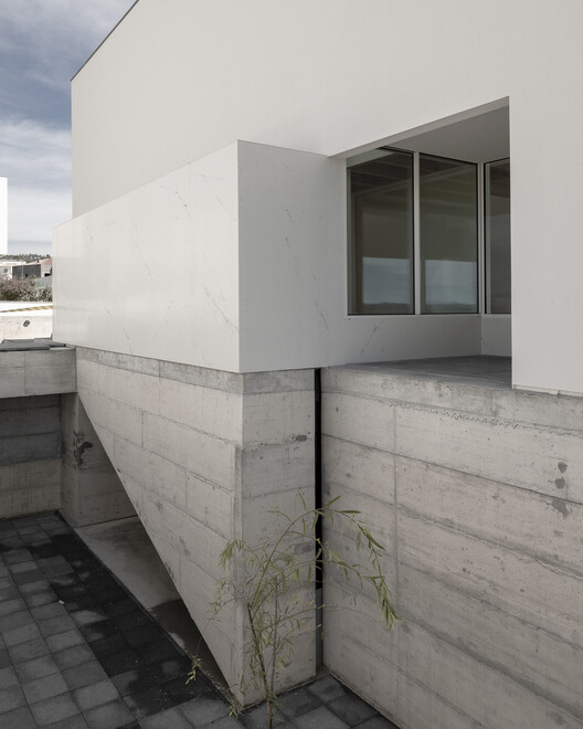 Uma Casa Pátio / NPS Arquitectos - Fotografia de Interiores, Concreto
