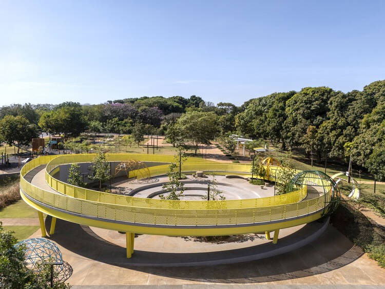 Praça Universitária / Florentino Arquitetura Paisagística - Arquitetura Paisagística