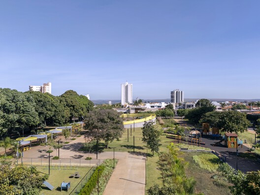 Praça Universitária / Florentino Arquitetura Paisagística - Fotografia de Exterior