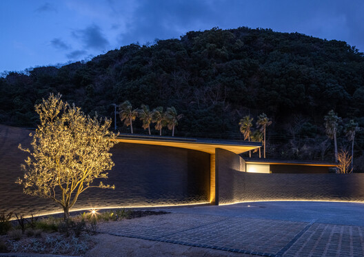 River Sea Villa / KAWAZOE JUNICHIRO ARCHITECTS - Image 24 of 29