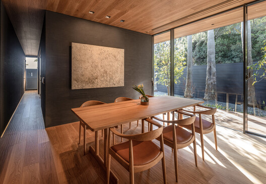 River Sea Villa / KAWAZOE JUNICHIRO ARCHITECTS - Interior Photography, Dining room, Wood, Chair