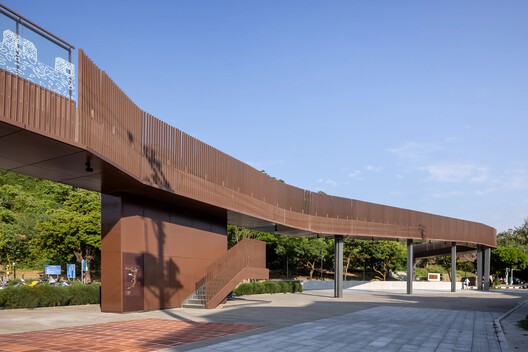 Old Fongshan City Wall Historic Route / MAYU architects - Image 5 of 26
