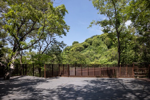 Old Fongshan City Wall Historic Route / MAYU architects - Image 8 of 26