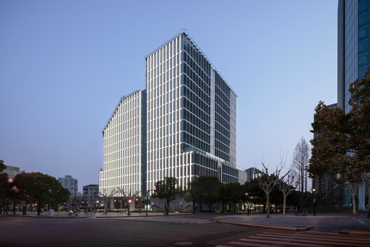 陆家嘴世纪大道越凌大厦 / 上海天华建筑设计 陆家嘴世纪大道越凌大厦 / 上海天华建筑设计 - 8 的图像 21