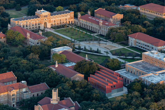 William T. Cannady Hall / Karamuk Kuo + Kendall/Heaton Associates
