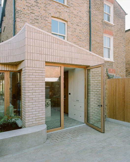 Sobremesa House / Studio McW - Exterior Photography, Wood, Facade, Door, Brick, Concrete