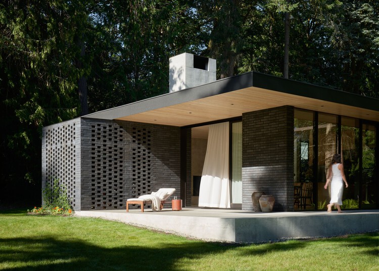 Residencia de Ramble'C - Fotografía de apariencia, madera, jardín, puerta