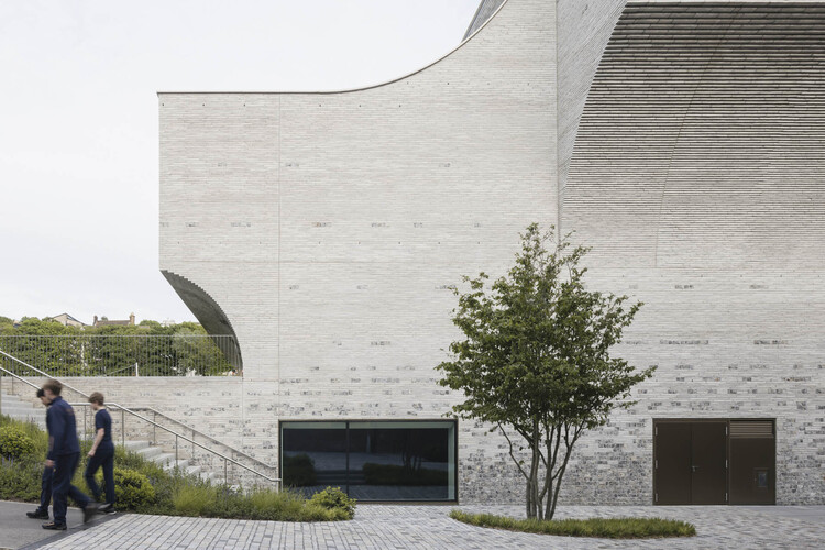 DETAIL Inspiration – The Architect’s Hub for Projects, Imagery and Detailed Drawings - Image 1 of 5