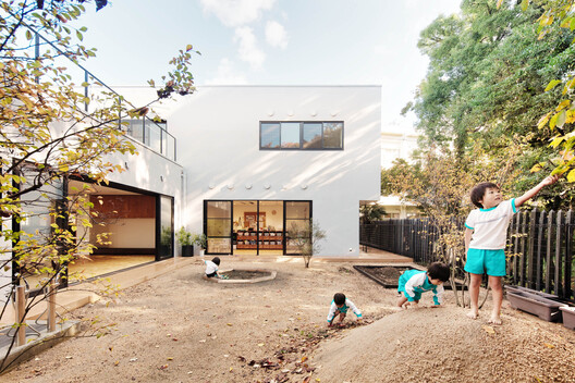 Environments of Curiosity: Translating Pedagogy into Architectural Form in Montessori, Waldorf, and Beyond - Image 14 of 50