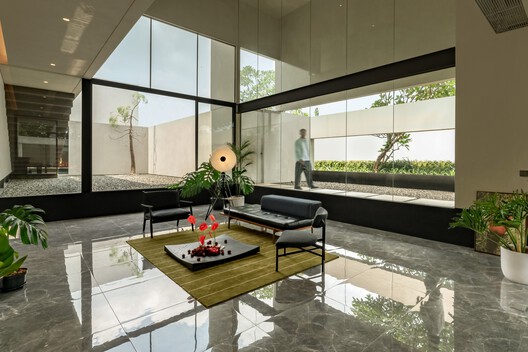 Coffer House / Gets Architects - Interior Photography, Glass