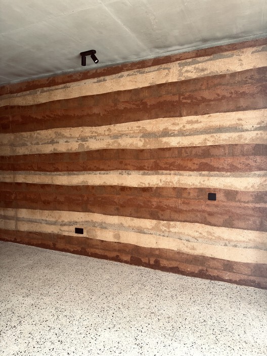 BAMA House / L'Africaine d'Architecture - Image 4 of 20