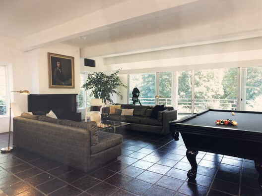 Lake Lydiard Home / Wittman Estes - Interior Photography, Living Room, Sofa, Lighting, Chair