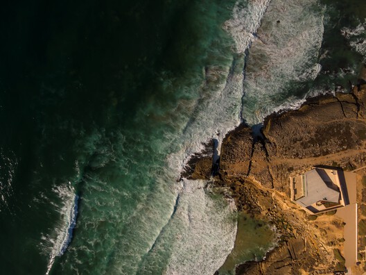 Crismina Fort Refurbishment  / barbiniarquitectos - Exterior Photography, Coast