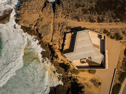 Crismina Fort Refurbishment  / barbiniarquitectos - Image 4 of 24