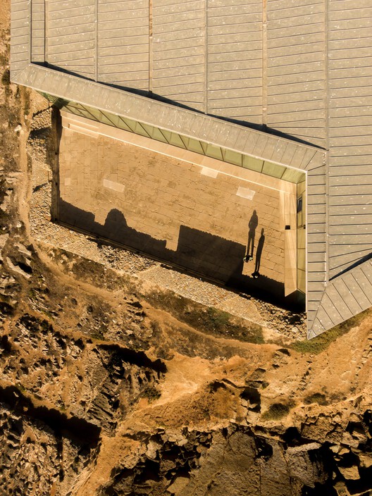 Crismina Fort Refurbishment  / barbiniarquitectos - Image 3 of 24