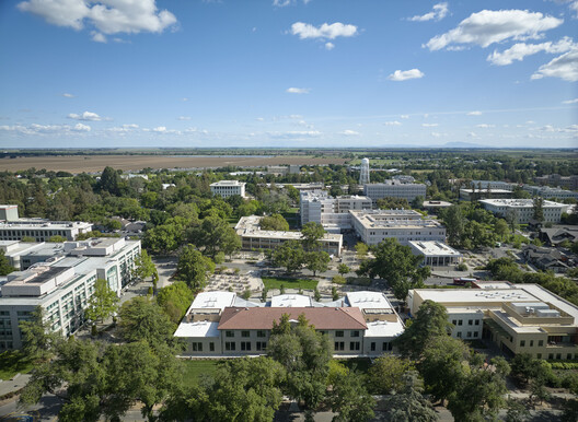 Walker Hall Graduate Student Center / LMS Architects - Exterior Photography, Aerial View Photography