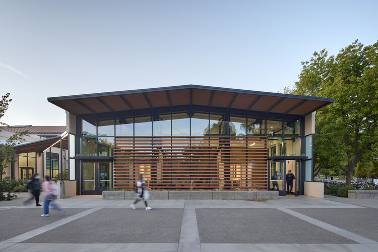 Walker Hall Graduate Student Center / LMS Architects - Exterior Photography