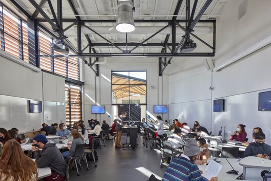 Walker Hall Graduate Student Center / LMS Architects - Interior Photography, Table, Chair