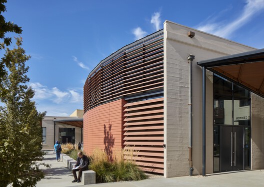 Walker Hall Graduate Student Center / LMS Architects - Exterior Photography, Concrete
