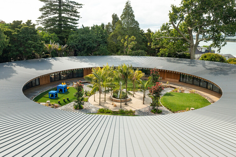 Vivero de arquitectos St. Kentaian/Smith - Imagen 4 de 22