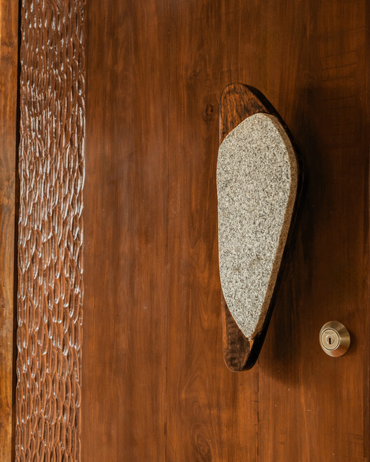Adorn House / Bhutha Earthen Architecture Studio - Image 24 of 27