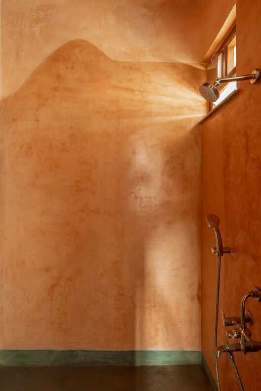 Adorn House / Bhutha Earthen Architecture Studio - Image 23 of 27
