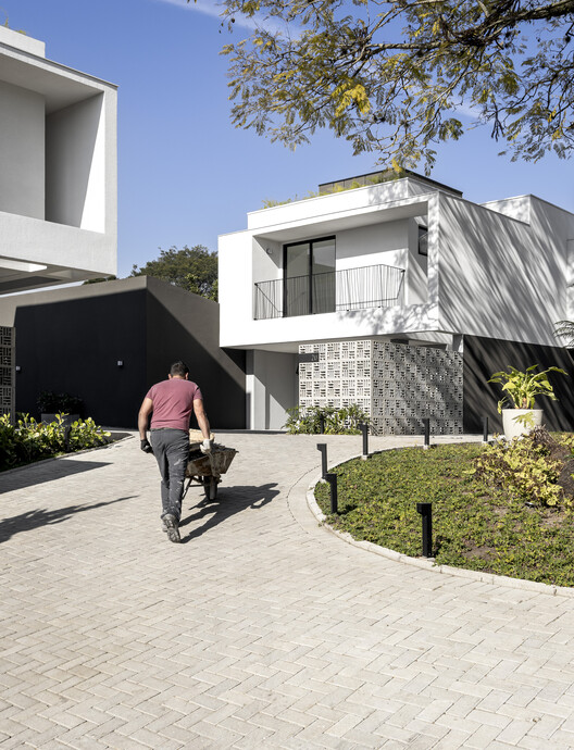 Casas Blanc 59 Residential Complex / Nommo Arquitetos - Exterior Photography, Courtyard