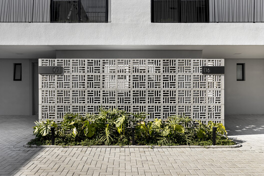 Casas Blanc 59 Residential Complex / Nommo Arquitetos - Exterior Photography, Concrete