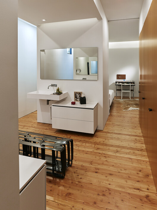 Civitas Residence / archimania - Interior Photography, Wood, Lighting, Countertop, Chair
