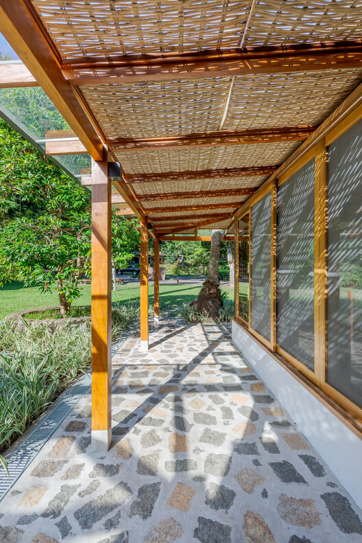 BARREIROS Association / Coordinator Building of Dall'ovo Magalhães Arquitura - Figura 3 de 22